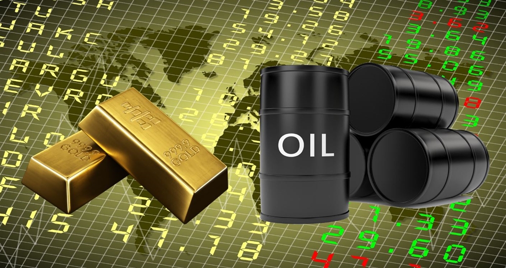أسعار النفط تهبط 3 بالمئة والذهب يستقر
