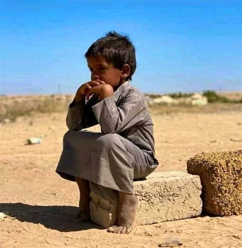 بصاروخين باليستيين... مليشيا الحوثي تقصف مخيما للنازحين في مأرب