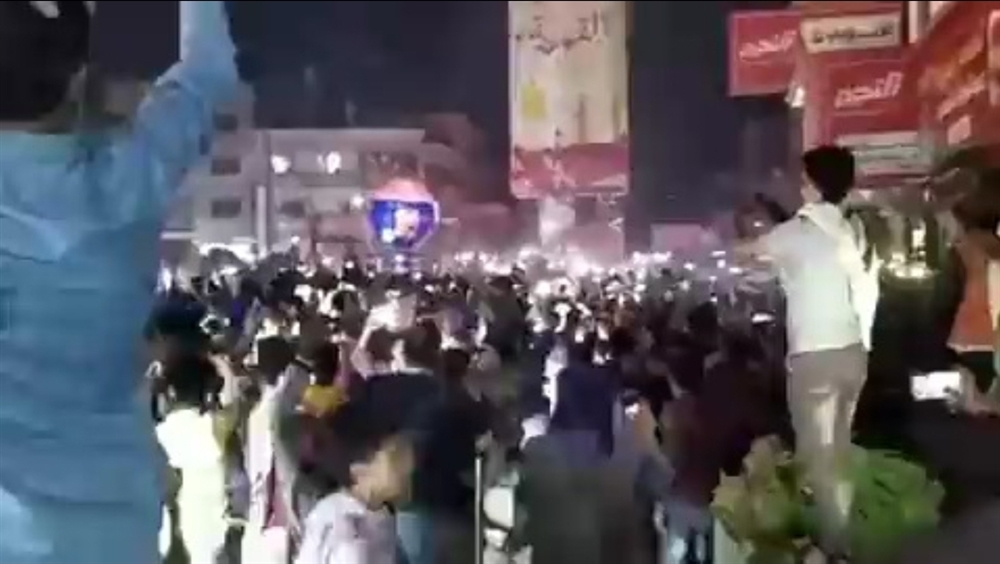 تعز.. إصابة عدد من المواطنين بالرصاص الراجع أثناء الاحتفال بفوز منتخب الناشئين