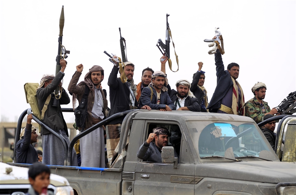صحيفة: الحوثيون يدفعون بتعزيزات بشرية إلى شبوة ومأرب