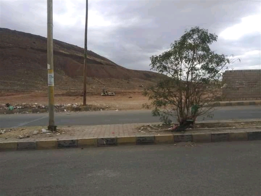 عبدالخالق الحوثي يستولي على أراض بقيمة عشرات المليارات من أراضي همدان بصنعاء