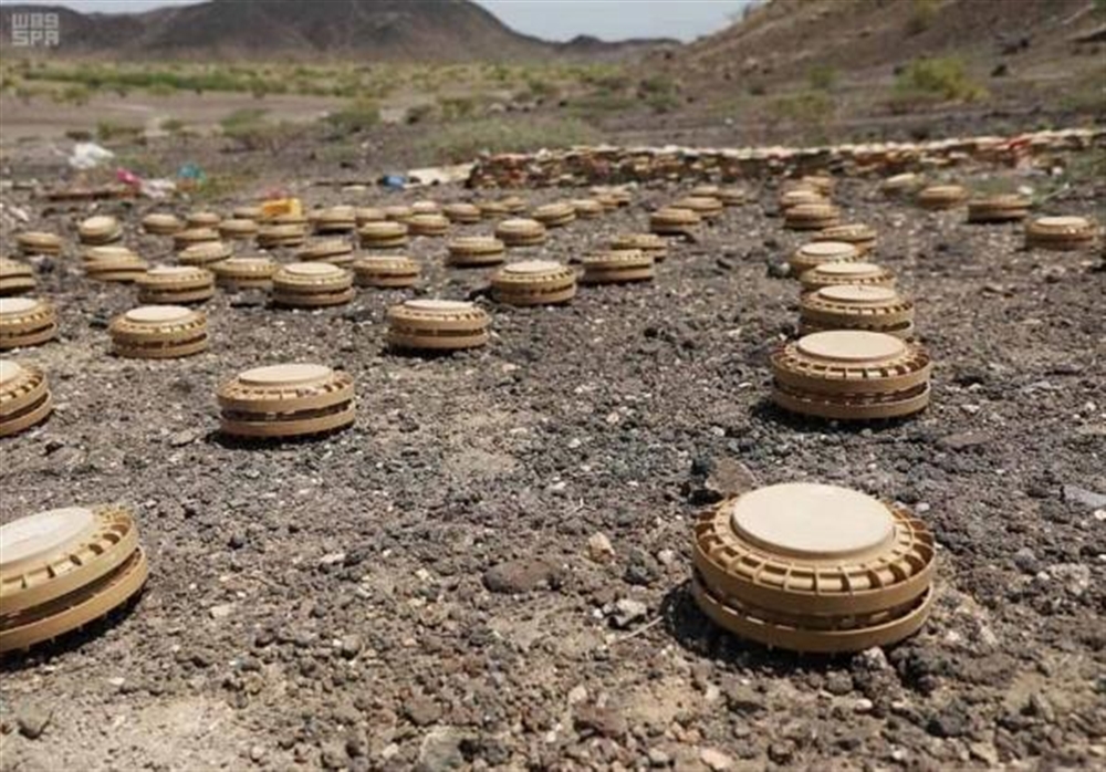 مصادر : الحوثيون يزرعون الالغام بكثافة في حريب مارب