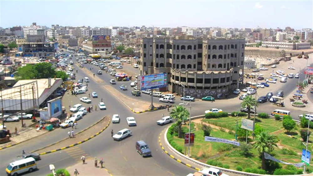 مصدر : قوات تابعة للانتقالي تقتحم مركز شرطة في عدن