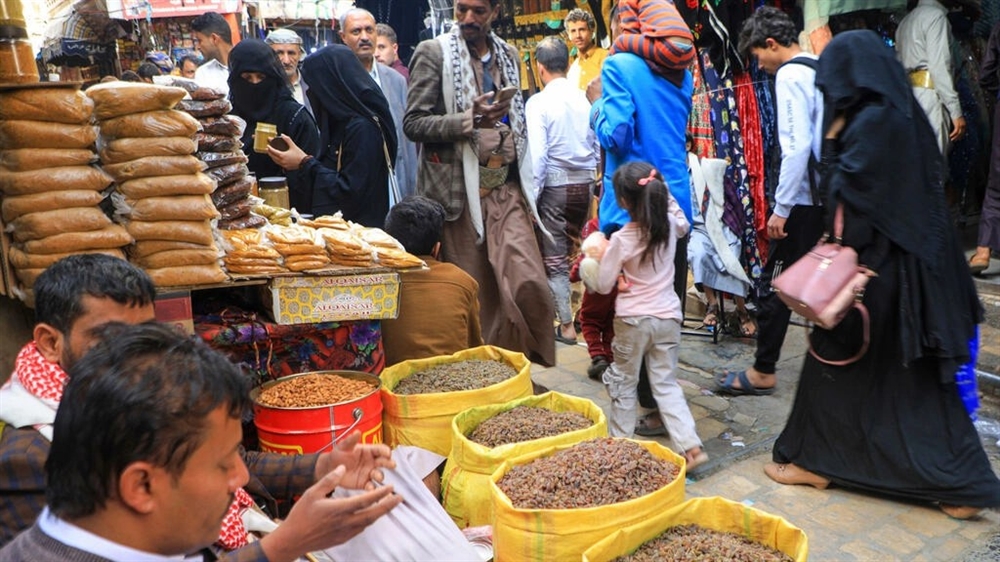 صحيفة: زيادة أسعار السلع في اليمن بنسبة 250 بالمئة خلال رمضان
