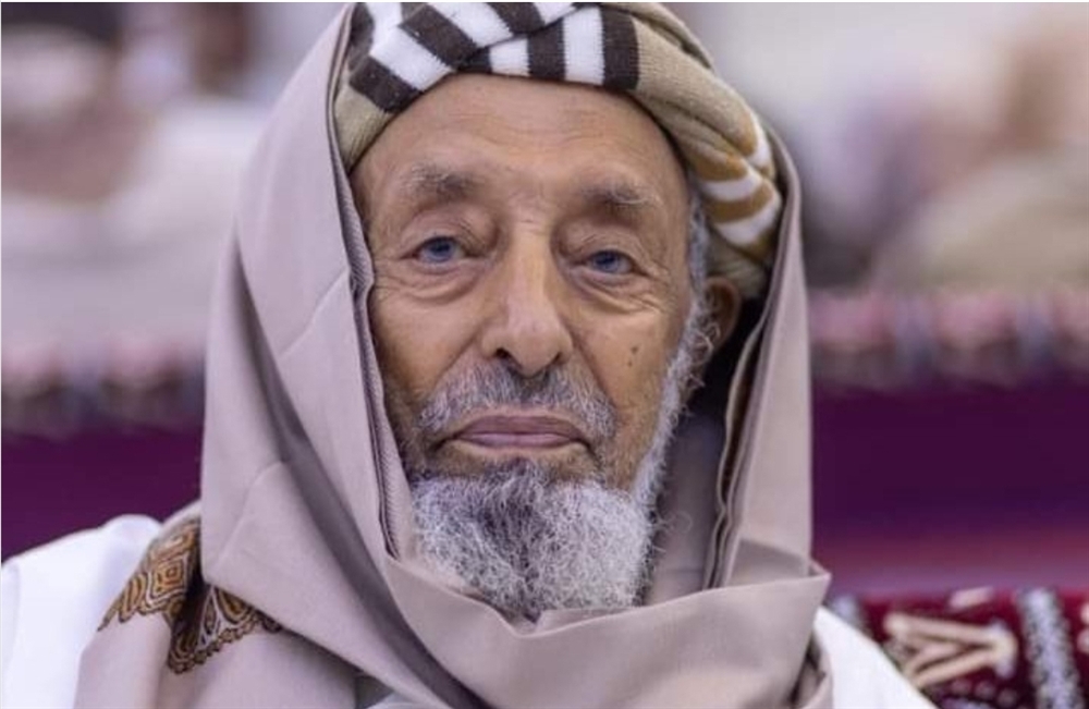 تعز.. الاعلان عن وفاة أحد أبرز علماء اليمن