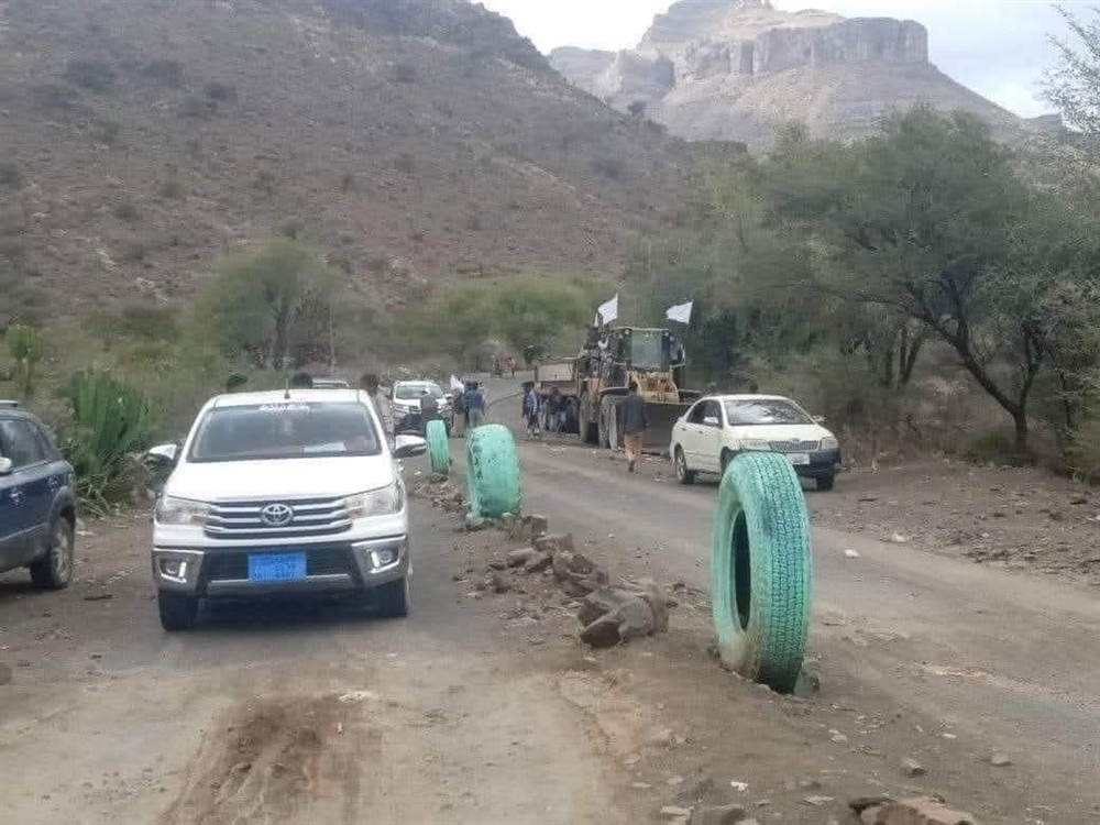 الضالع.. الحوثيون يستحدثون نقطة جبايات في طريق "دمت - مريس"