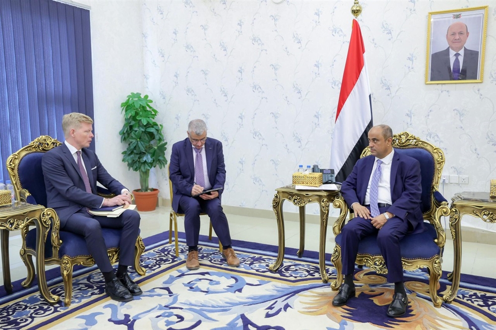 غروندبرغ يلتقي رئيس الوزراء في عدن في محاولة جديدة لكسر جمود عملية السلام