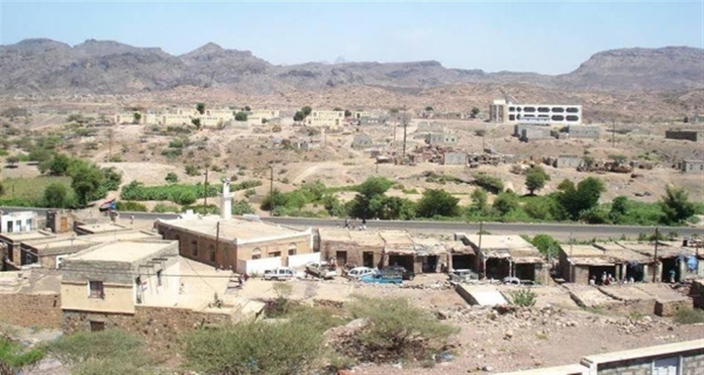 مليشيا الحوثي تستهدف بالقذائف قرى شمال لحج