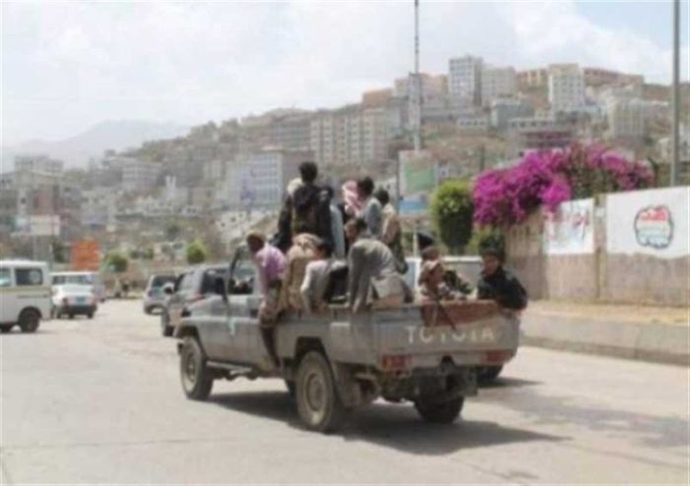 بعد اغتيال الشيخ حنتوس.. مليشيا الحوثي توسع حملتها ضد حفاظ القرآن ودور العبادة في إب والبيضاء