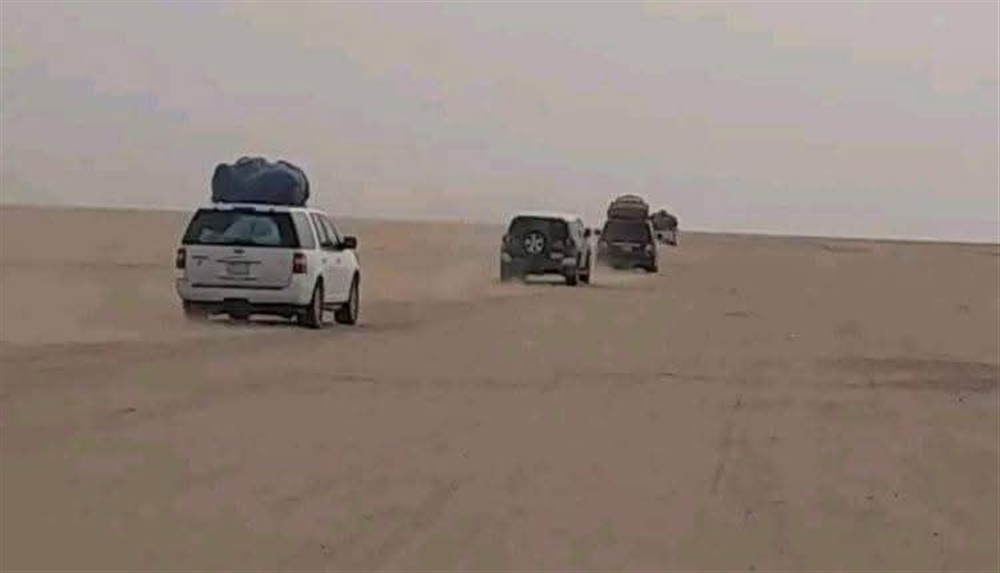 وزارة الدفاع تحذّر من استخدام الطرق الصحراوية بين الجوف ومأرب وحضرموت وتعتبرها "مناطق عمليات عسكرية"