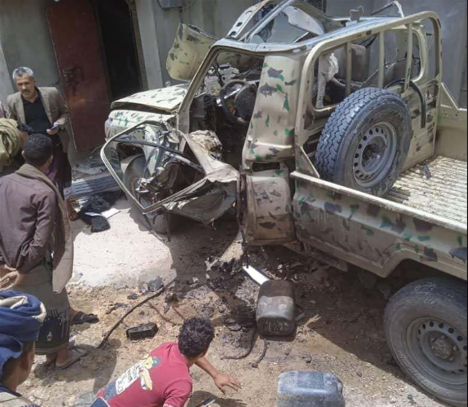 انفجار عبوة ناسفة يستهدف طقماً لقوات طارق صالح وسط المخا