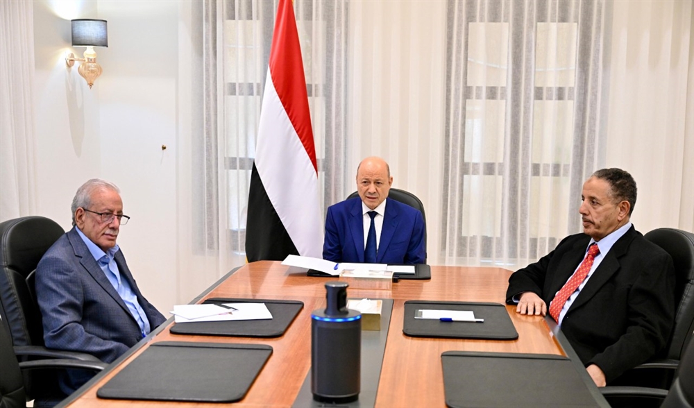 "الرئاسي" يؤكد التزام الدولة بتلبية مطالب حضرموت وسط تصاعد الاحتجاجات