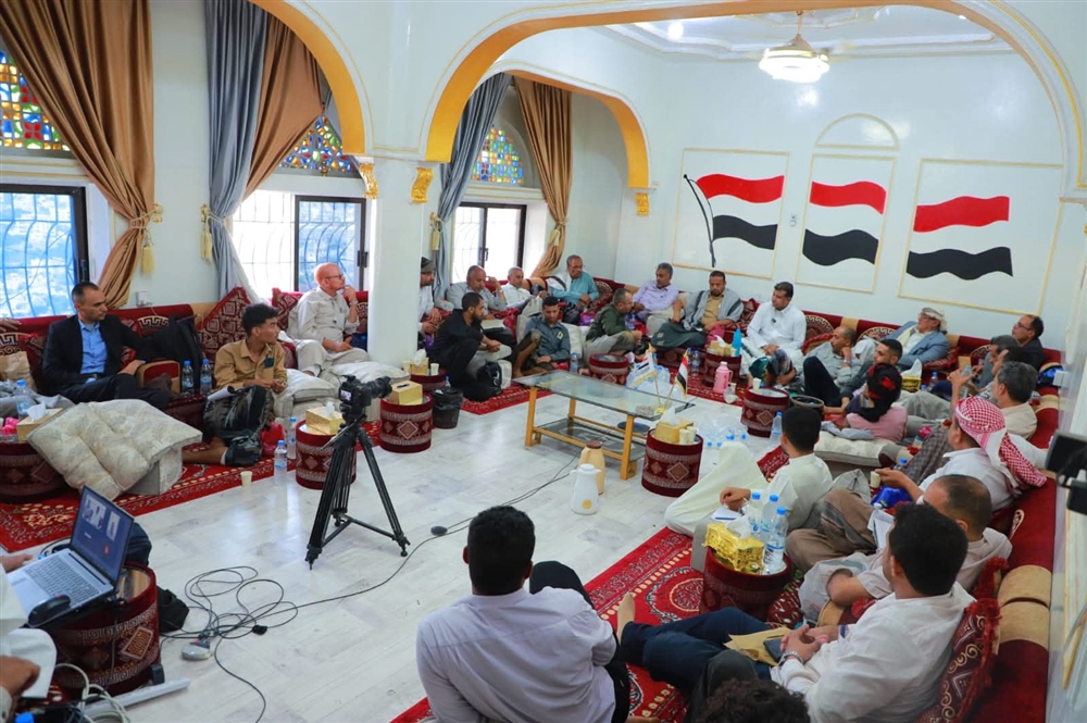 تعز.. منتدى المقاومة يستضيف الكاتب والدبلوماسي "جمال أنعم" للحديث عن واقع وآفاق المقاومة الشعبية