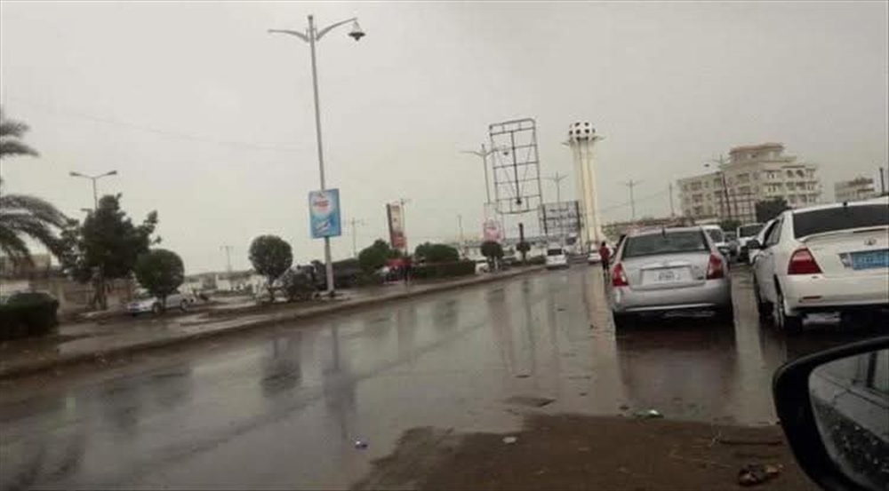 الأرصاد يتوقّع أمطاراً متفرقة وطقس شديد الحرارة بالمناطق الساحلية والصحراوية