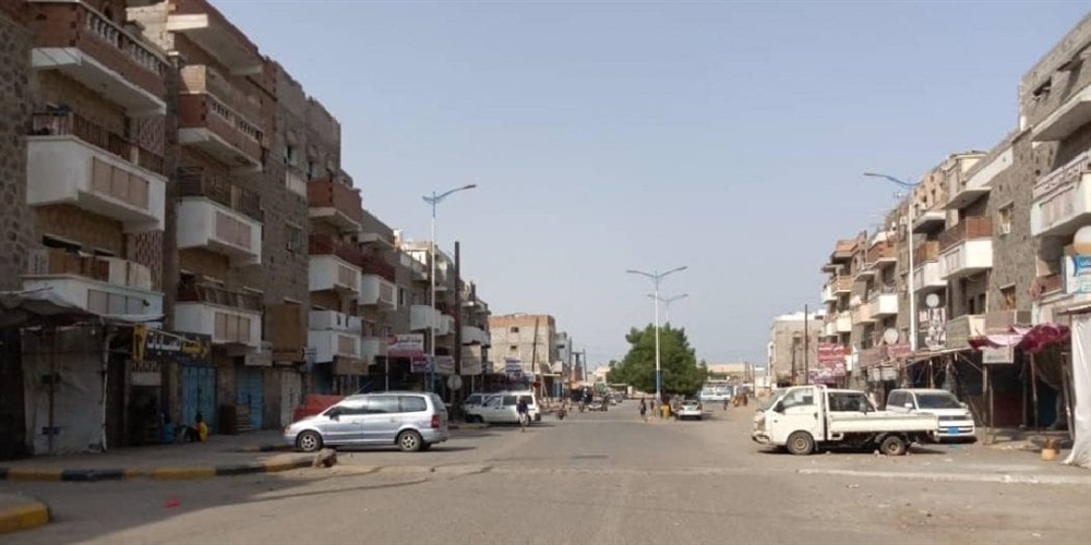 مقتل مسلح وإصابة مسؤول أمني في اشتباكات بأبين