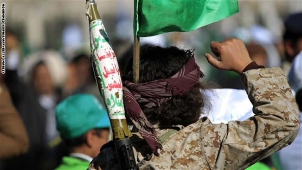البيضاء.. الحوثيون يحوّلون مدرسة إلى معسكر تدريب عسكري ويعتقلون طلاباً رفضوا المشاركة