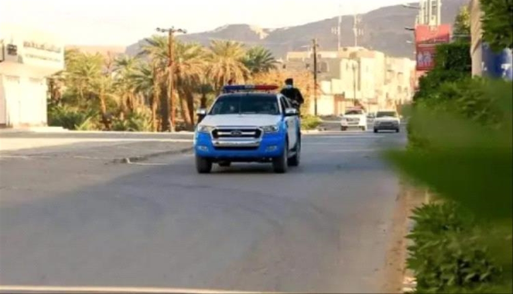 شرطة أبين تبرر جريمة دهس 4 أطفال ووالدهم بسيارة لقيادي في قوات الانتقالي