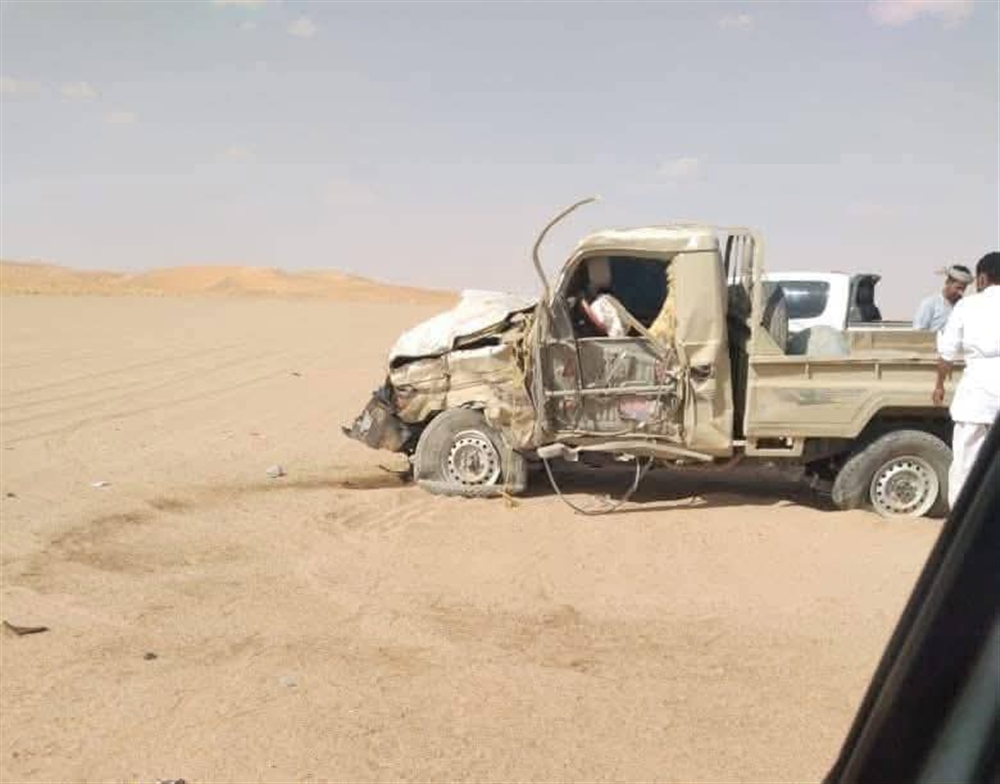 الجوف.. وفاة 4 شبان من أسرة واحدة في حادث مروع على الطريق الصحراوي