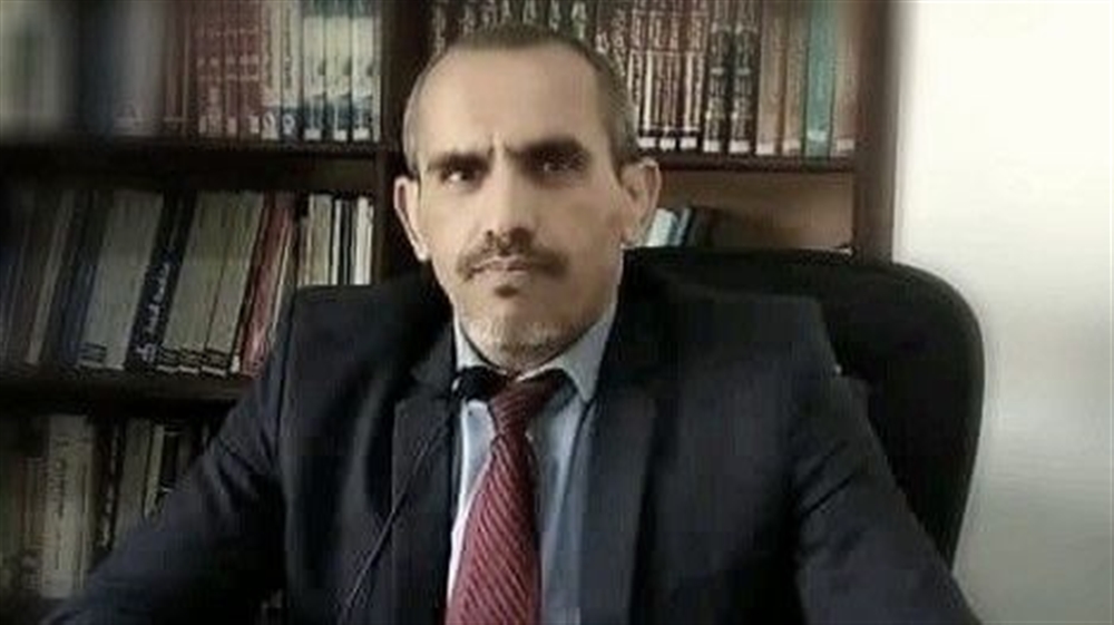 الحوثيون يعتقلون محامي المختطفين "عبدالمجيد صبرة" و"الأمريكي للعدالة" يدين العملية