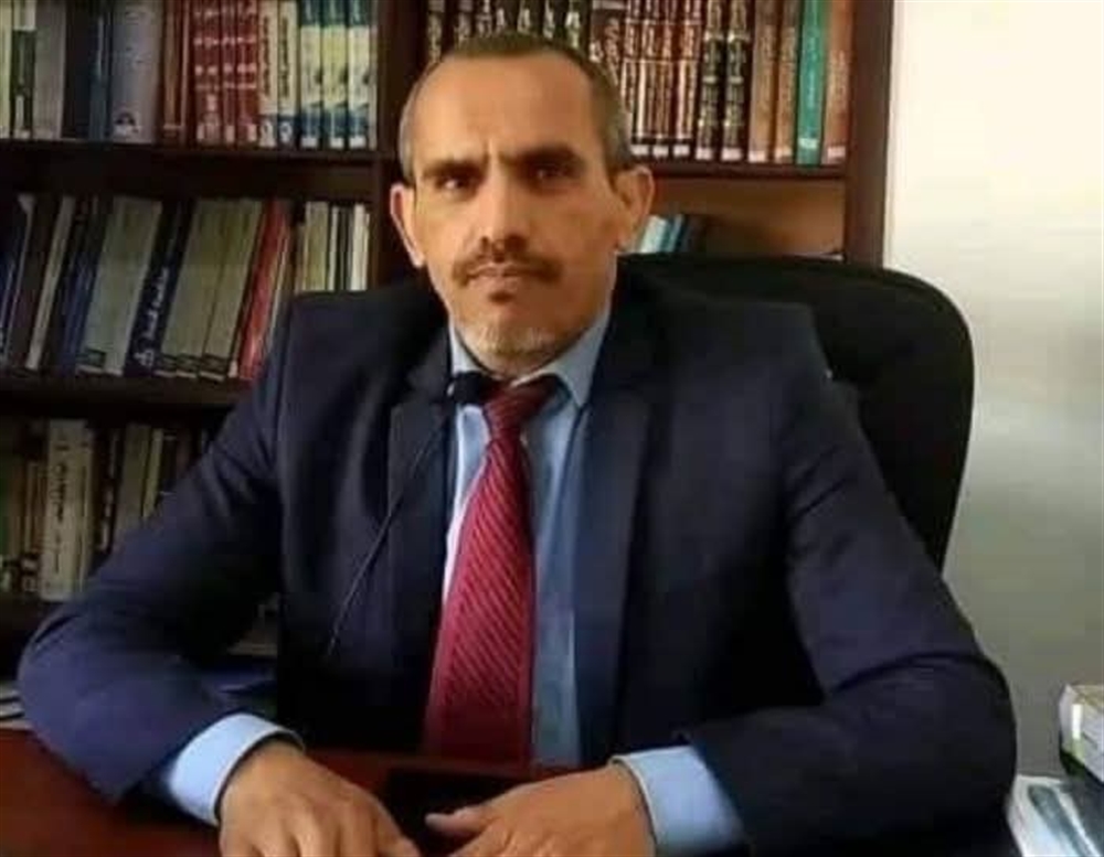 نقابة الصحفيين تطالب الحوثيين بالإفراج عن المحامي "صبرة"