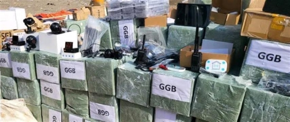 لحج ... ضبط قارب محمّل بمعدات وطائرات مسيّرة يشتبه بتهريبها للحوثيين