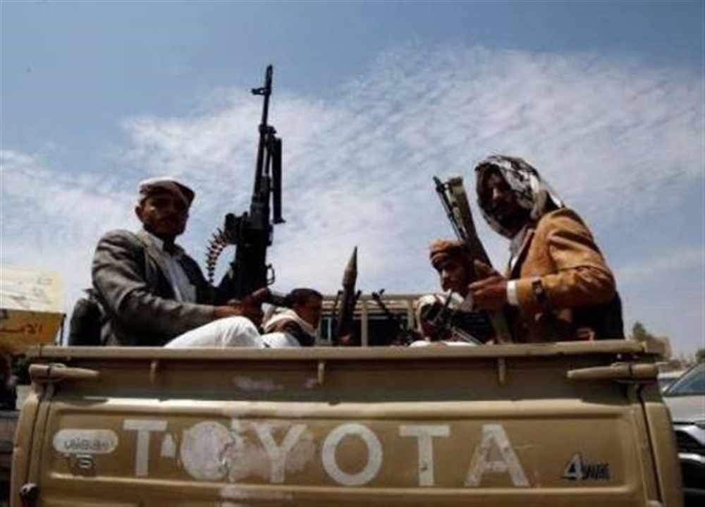 الحوثيون ينفذون حملة لنهب أراضي المواطنين في عمران