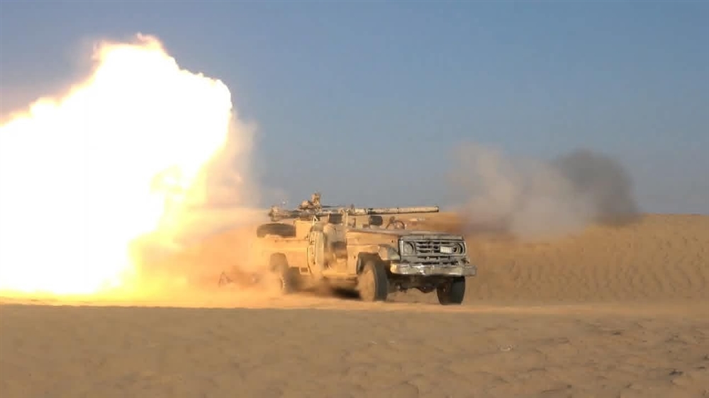 القوات المسلحة تعلن استهداف مواقع وتحشيدات حوثية في الجوف