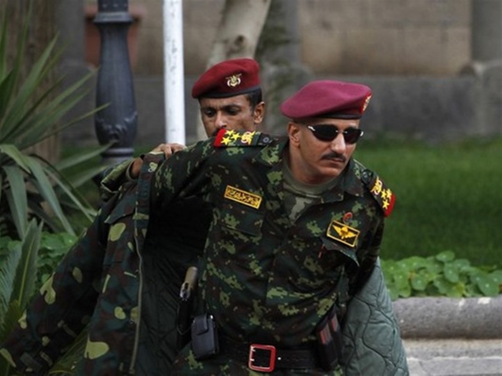 صحيفة سعودية: الحوثيون يجهزون لتصفية ابن شقيق المخلوع صالح