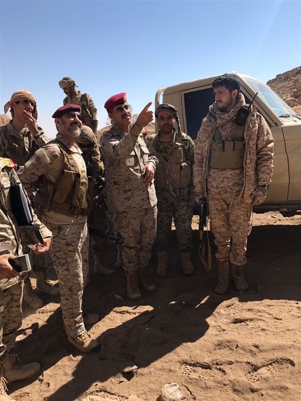 رئيس الأركان:الجيش يلاحق المتمردين شرق صنعاء