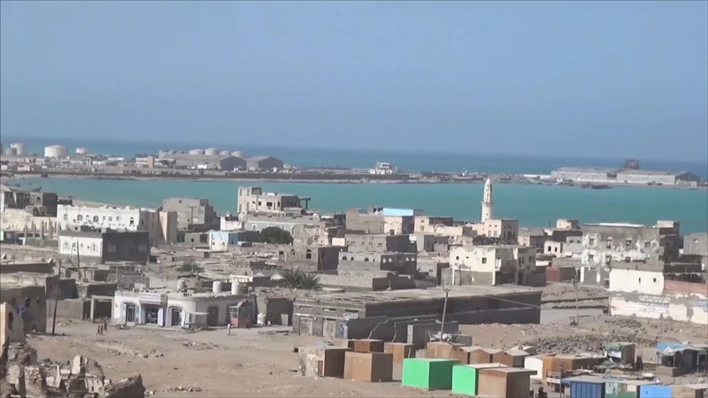 الحكومة اليمنية توجه بإرسال 3500 طن من المازوت لمحطة المخا الكهربائية
