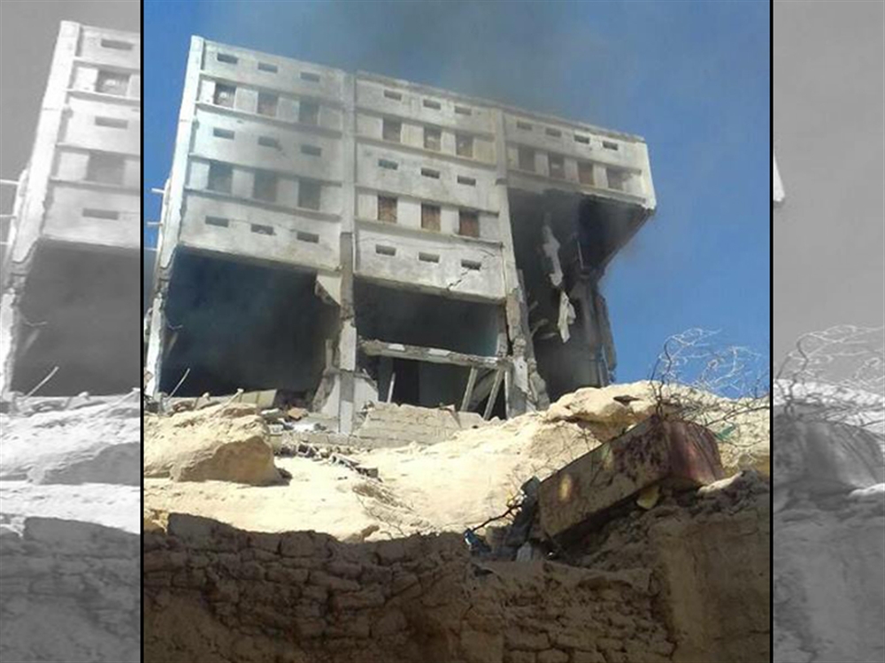 قوات النخبة الشبوانية تفجر منزل الشيخ القبلي "باحنحن" بمدينة الحوطة