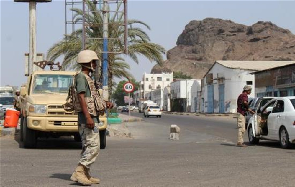 الحكومة توجه أجهزة الأمن بمنع أي إساءة للنازحين القادمين من المحافظات الشمالية
