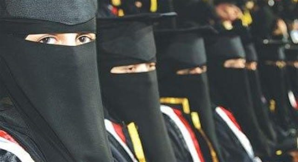 الحوثيون يهددون أوائل الجمهورية من حضور حفل تكريم في عدن