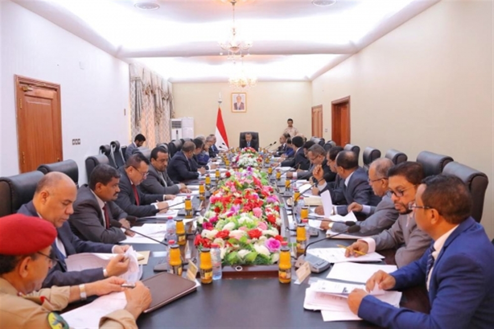 الحكومة تحث المنظمات الدولية على ضرورة التعامل معها بعيدا عن المليشيا الانقلابية