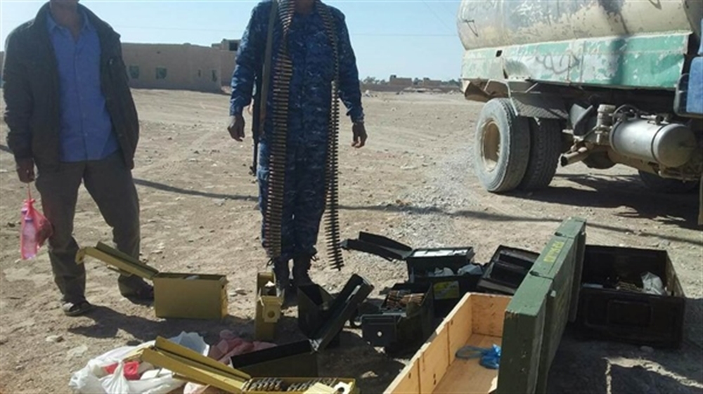 أمن الجوف يضبط كمية أسلحة وذخائر في طريقها إلى الحوثيين