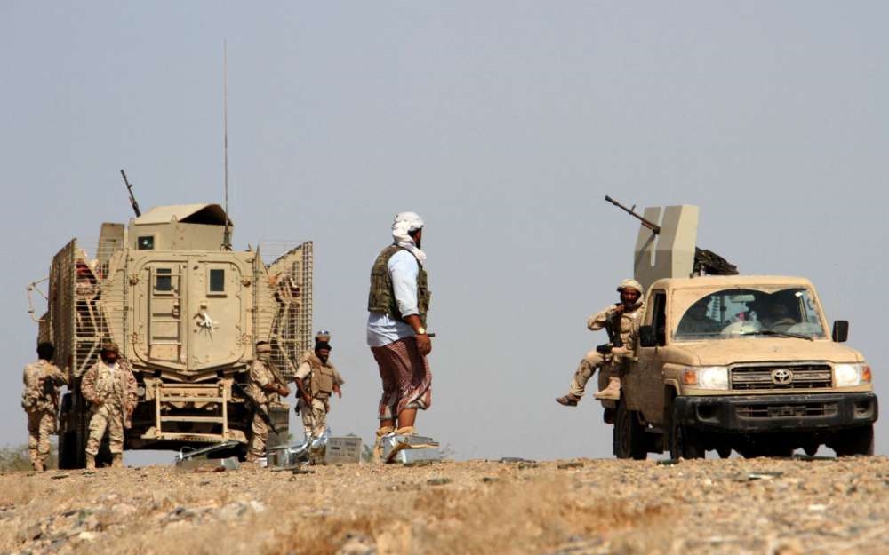 الجيش يعلن مقتل مئات الحوثيين بغارات للتحالف جنوب الحديدة