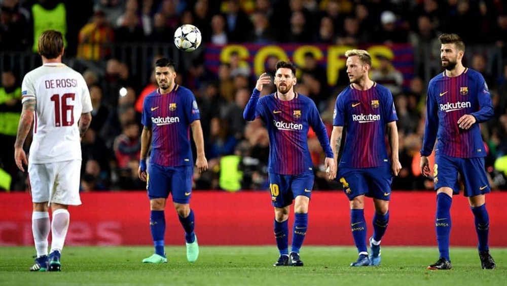 برشلونه يحقق فوزا ساحقا على روما ويقترب من التأهل