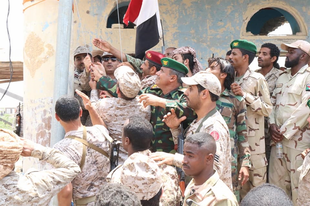 الجيش الوطني يعلن تحرير مدينة "ميدي" بالكامل