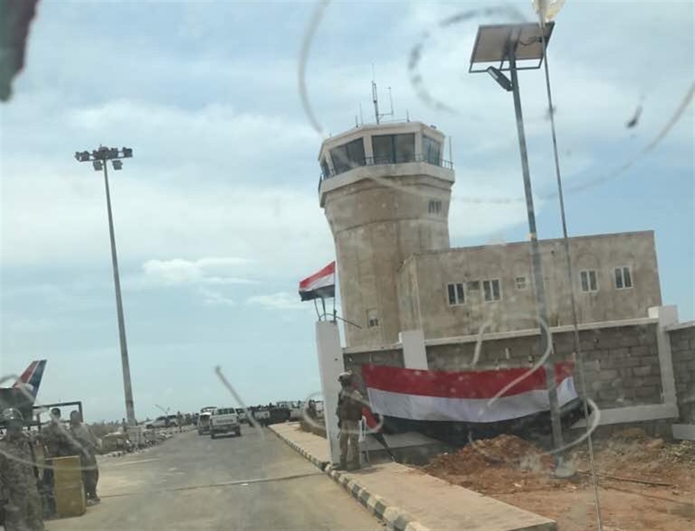 محلل سياسي: انسحاب الإمارات من سقطرى مكسبا للحكومة والشعب اليمني