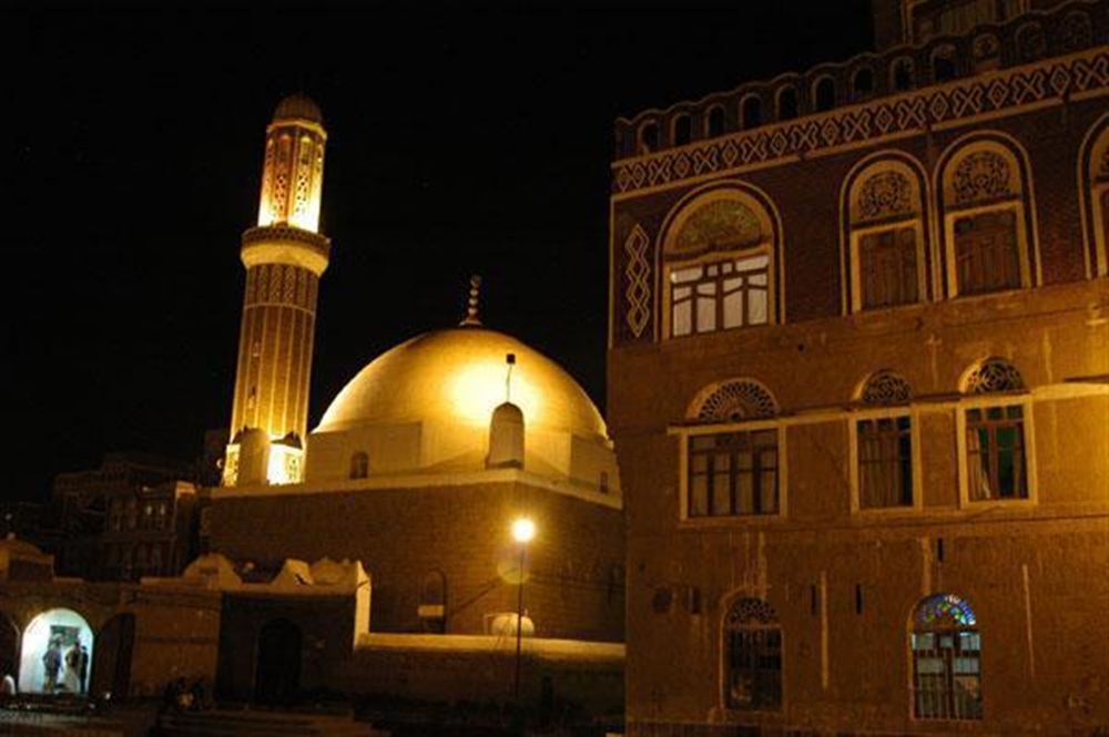تزامنا مع حلول شهر رمضان.. الحوثيون يفرضون قيوداً جديدة على مساجد صنعاء (وثيقة)