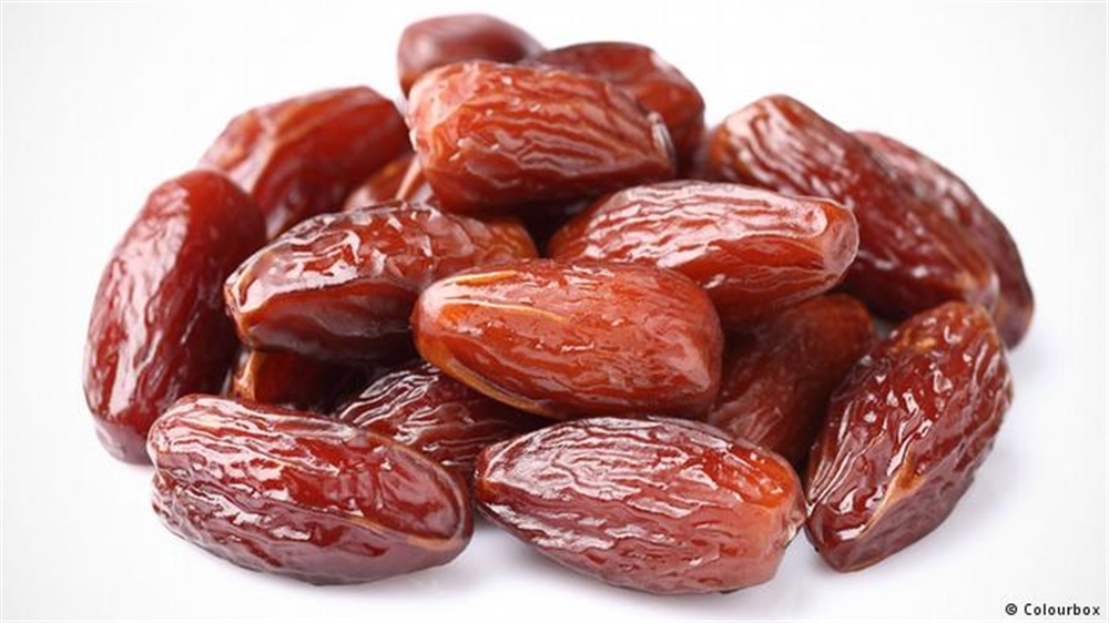 لماذا يفضل تناول التمر في رمضان؟