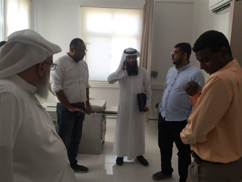 وفود طبية عربية وعالمية تصل سقطرى عقب إعصار ماكونو