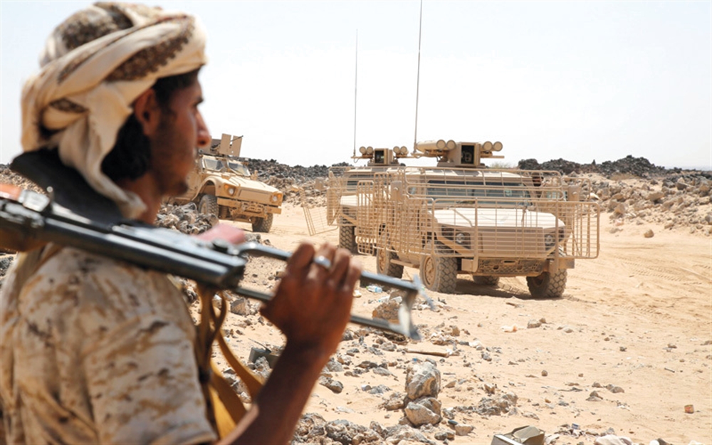 مصرع وإصابة  15 حوثيا في معارك مع الجيش بـ"البيضاء"