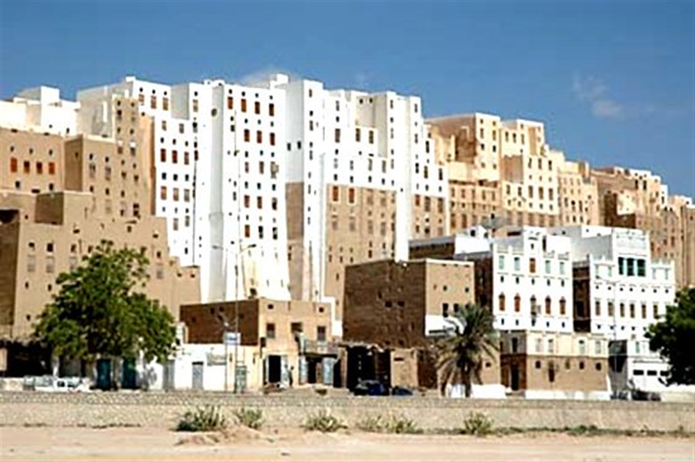 مسلحان يغتالان مسؤولاً أمنياً في حضرموت