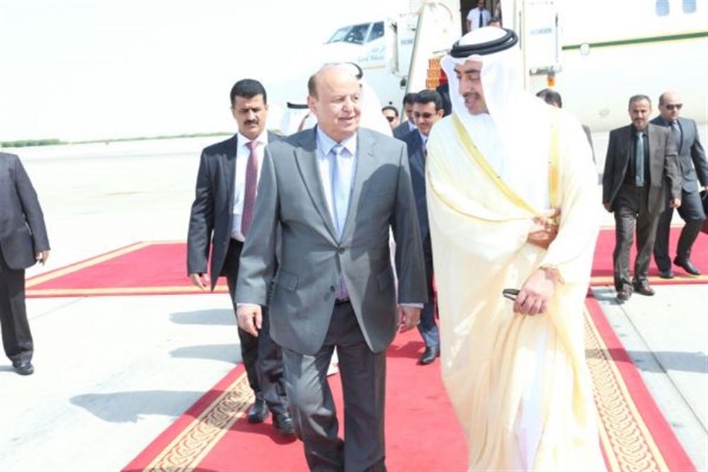 الرئيس "هادي" يعود إلى الرياض.. وهذه تفاصيل لقائه مع "بن زائد"