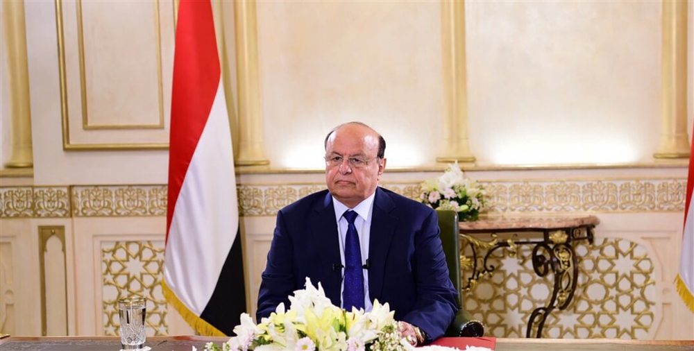 الرئيس "هادي" يبارك انتصارات الجيش الوطني في الساحل الغربي