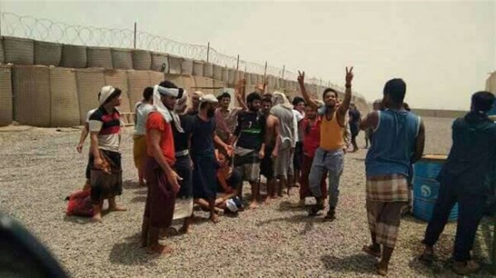 عدن : الحزام الأمني يفرج عن 45 معتقلا من سجن بئر أحمد