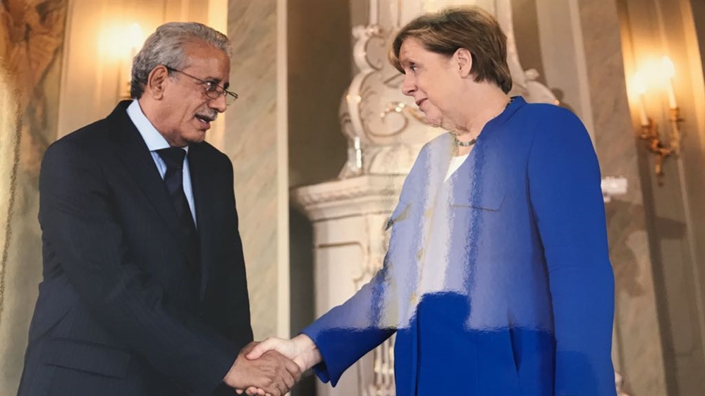 "ميركل" تعرب عن أسفها للوضع الإنساني في اليمن