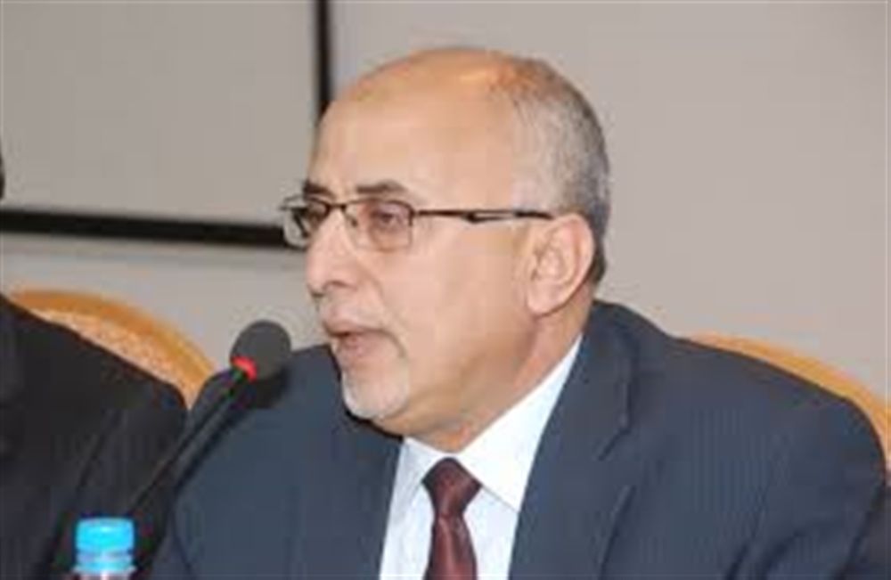 الحكومة تدين قصف الحوثيين للمنشآت الصحية والخدمية في الحديدة