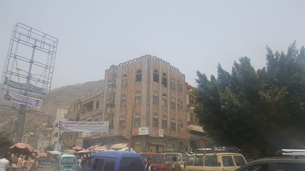 مقتل وإصابة 5 مدنيين بقصف للحوثيين على مدينة تعز